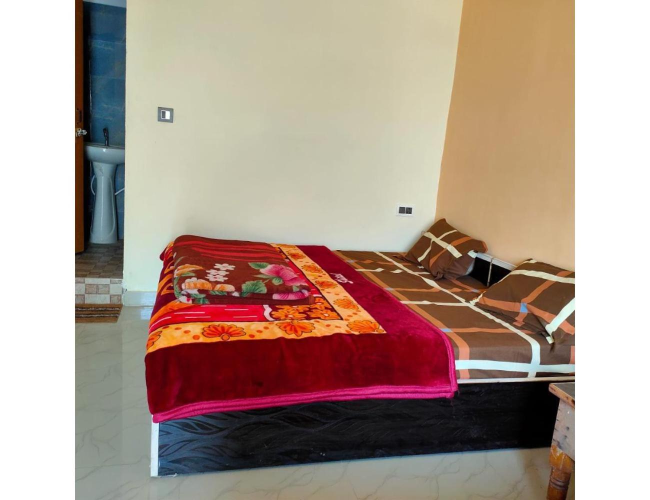 Jai Badri Vishal Hotel And Restaurant, Pipalkoti Buitenkant foto